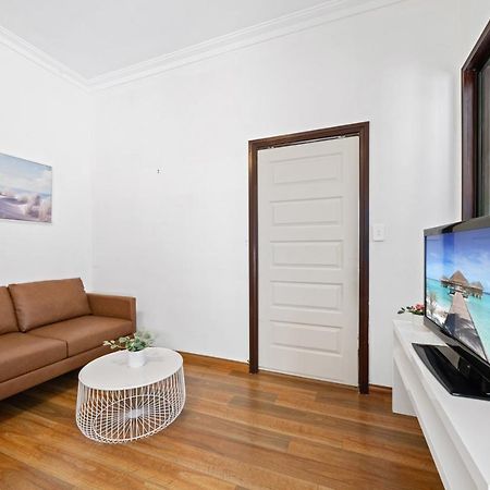 Spacious 1 Bedroom Guest House With Free Parking Sydney Exterior foto