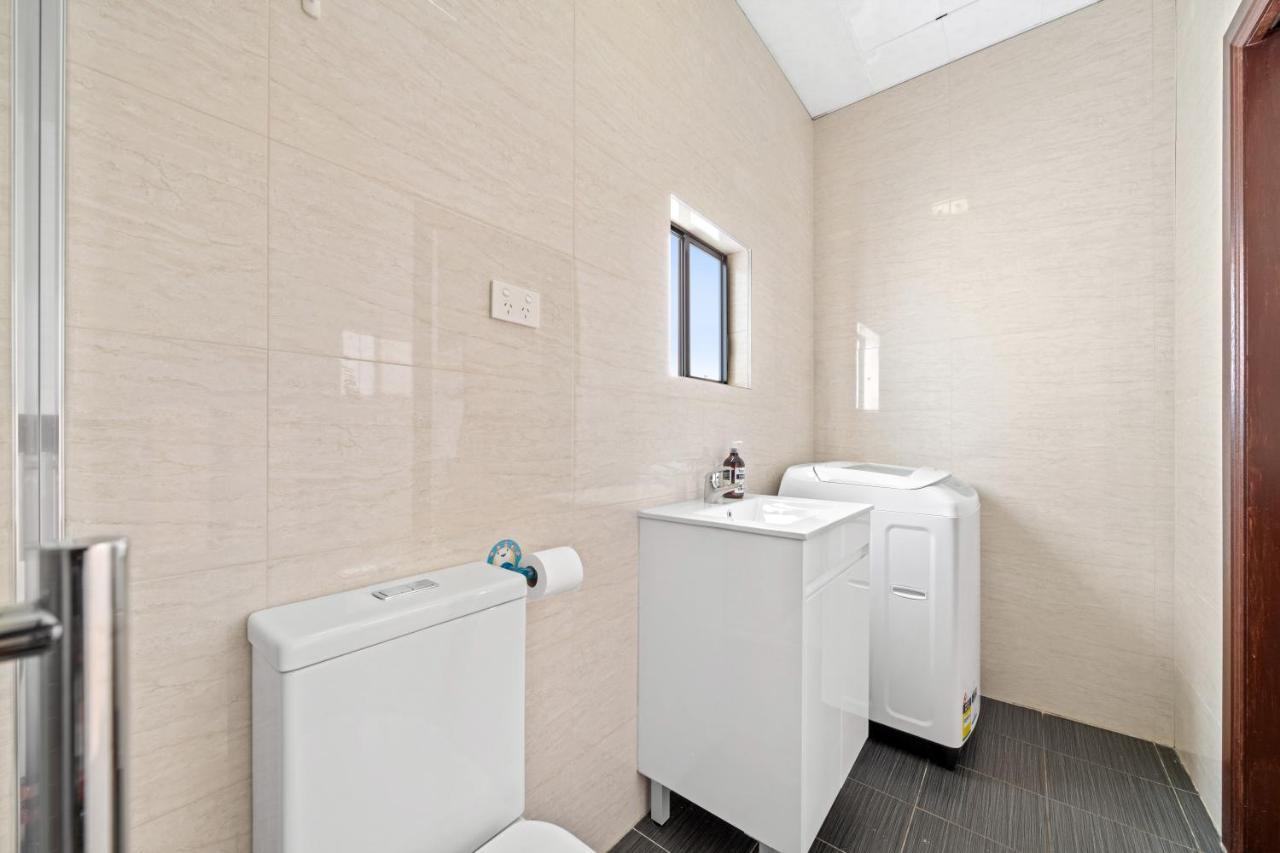 Spacious 1 Bedroom Guest House With Free Parking Sydney Exterior foto